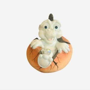 Tokkel" baby dragon figurine from the collectible "World of Krystonia" Swarovski